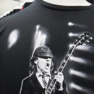 ACDC ANGUS YOUNG