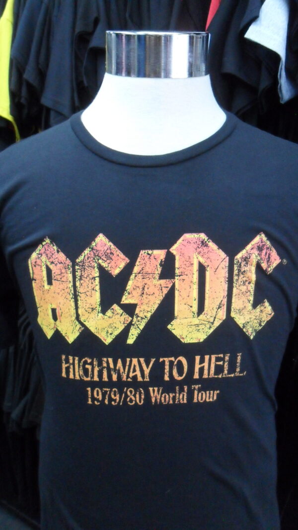 Remera ACDC High Way to Hell