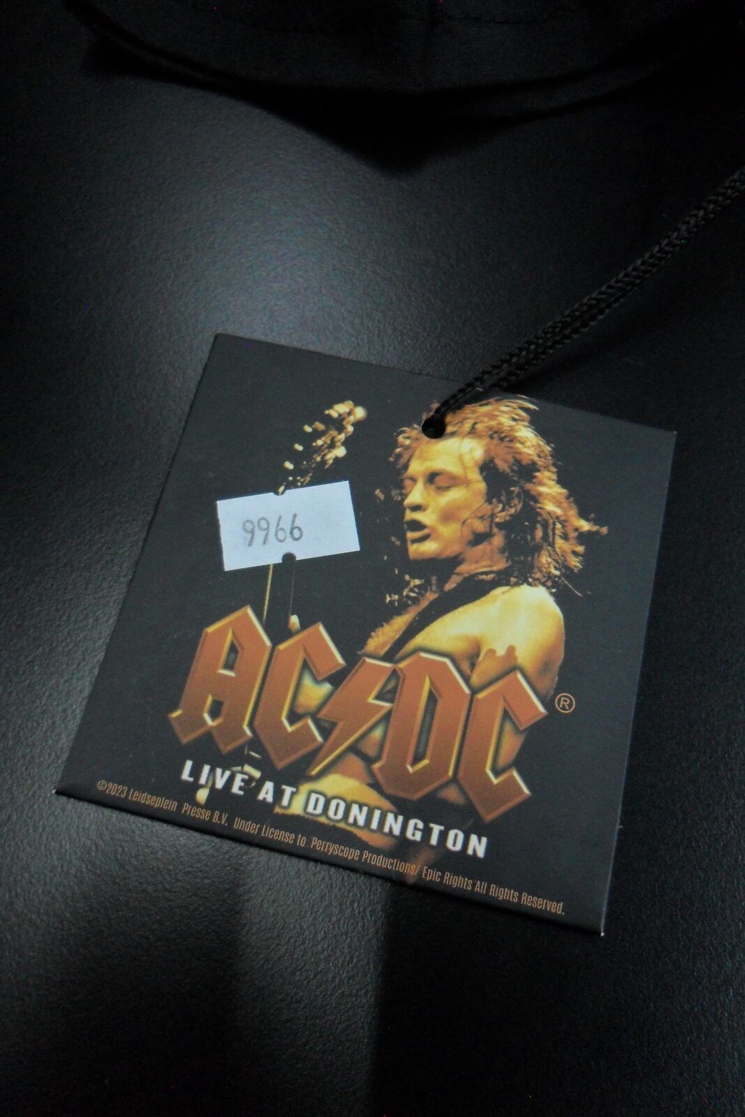 ACDC OFICIAL BLACK IN BLACK - Image 5